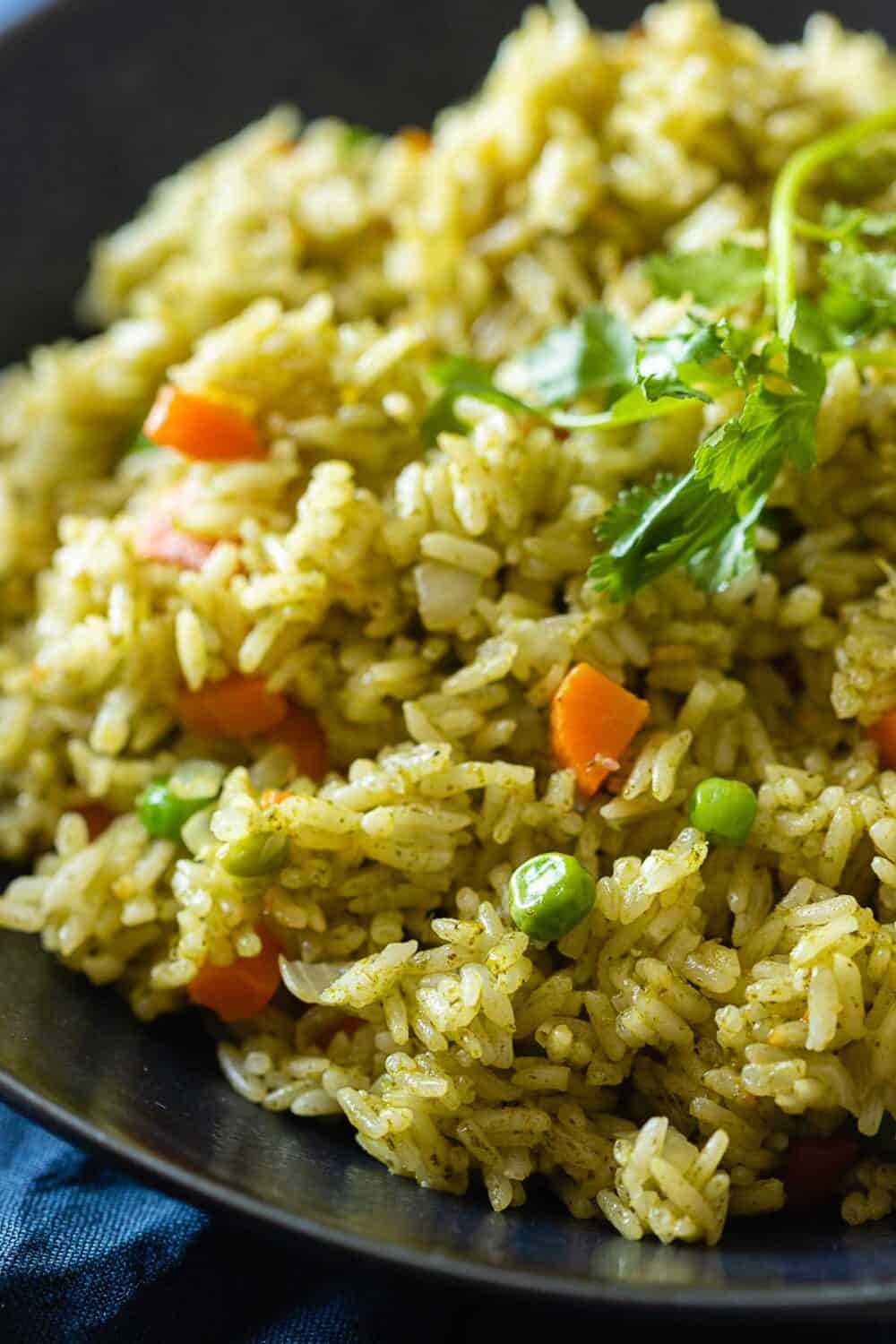 Closeup photo of Peruvian green rice to show texture.