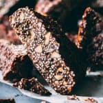 chocolate bar showing puffed amaranth and nuts