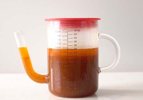 fat separator with red lid